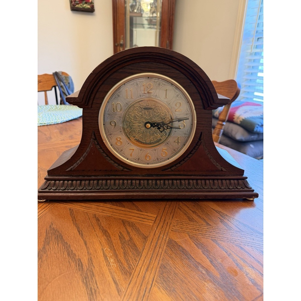 VNTG Seiko Mantel Clock Westminster Whittington Chime Quartz QXJ006BLH WORKING
